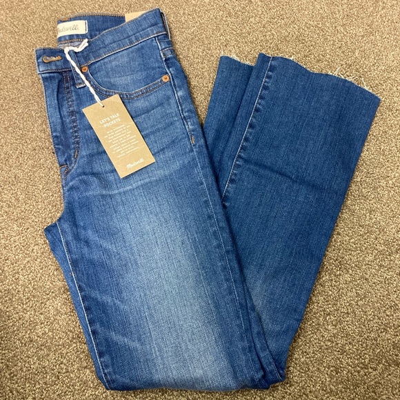 Madewell Denim - NWT super soft comfortable stylish jeans - super cute!